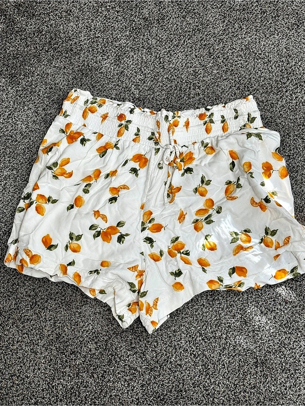 Abercrombie & Fitch Floral High Waist Shorts in White & Orange Large Like New